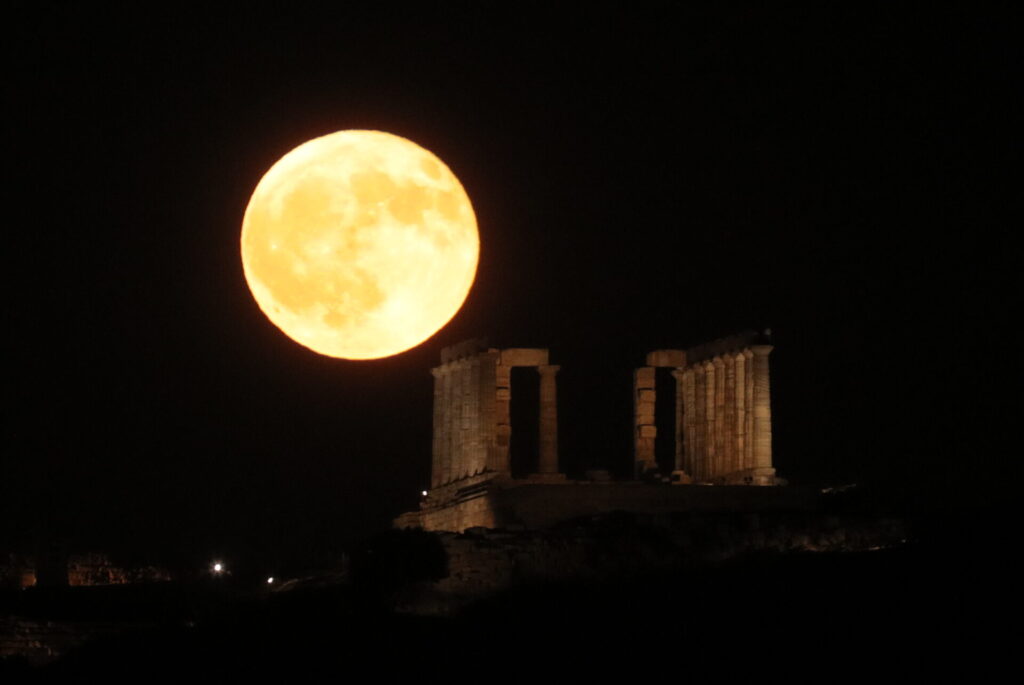 πανσέληνος-αυγούστου-το-φεγγάρι-του-1360359