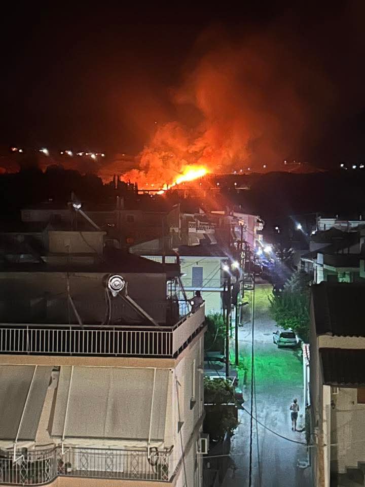 άλλη-μια-μέρα-με-πύρινο-όλεθρο-ξημέρωσ-1361818