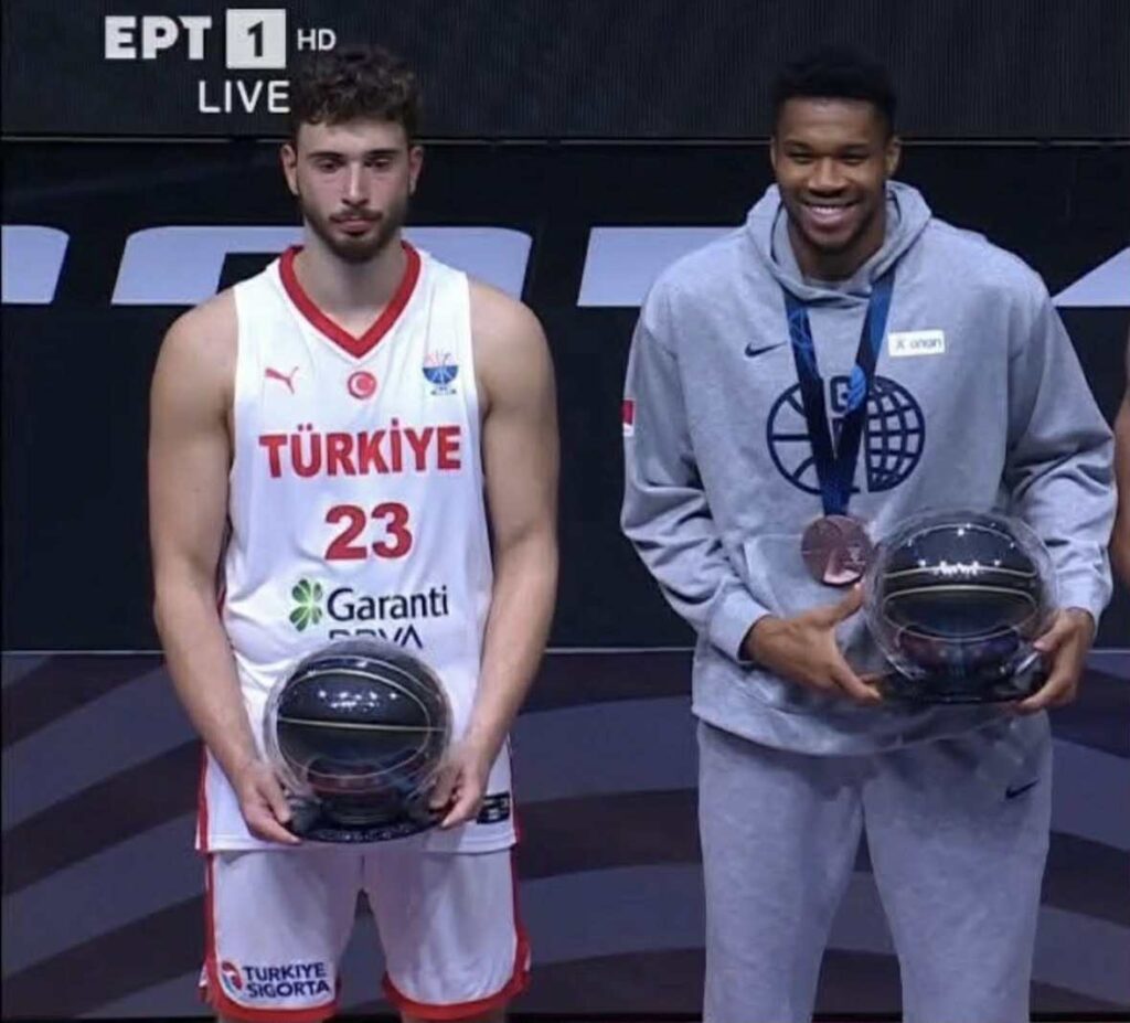 αντετοκούνμπο-σενγκούν-δεν-αντάλλαξ-1376257