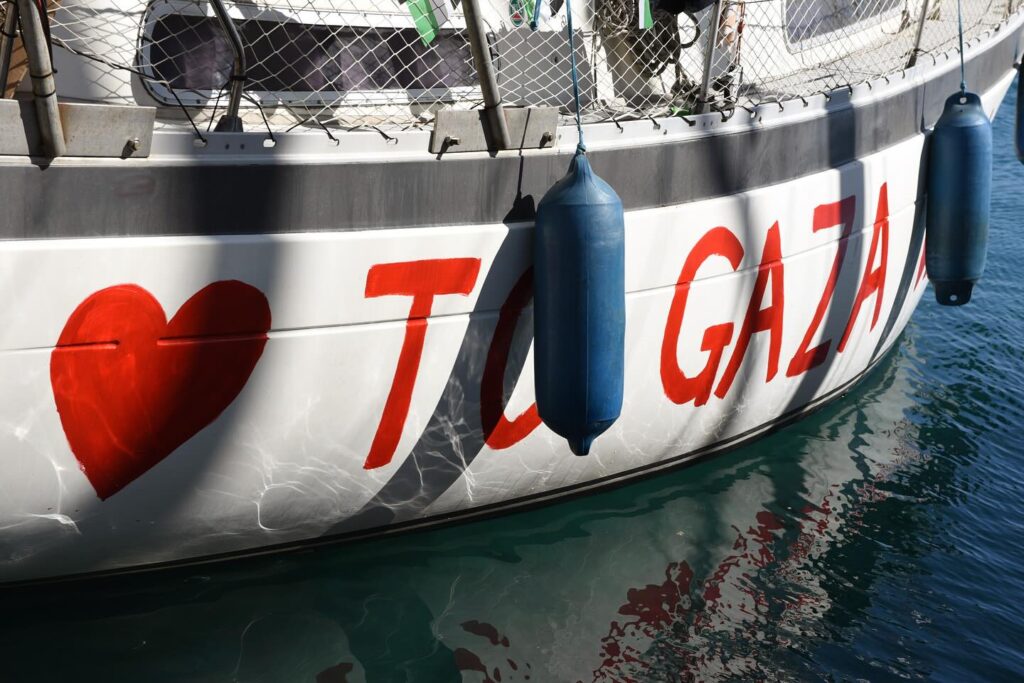 global-sumud-flotilla-στόχος-επιθέσεων-ο-στόλος-που-μετ-1380071