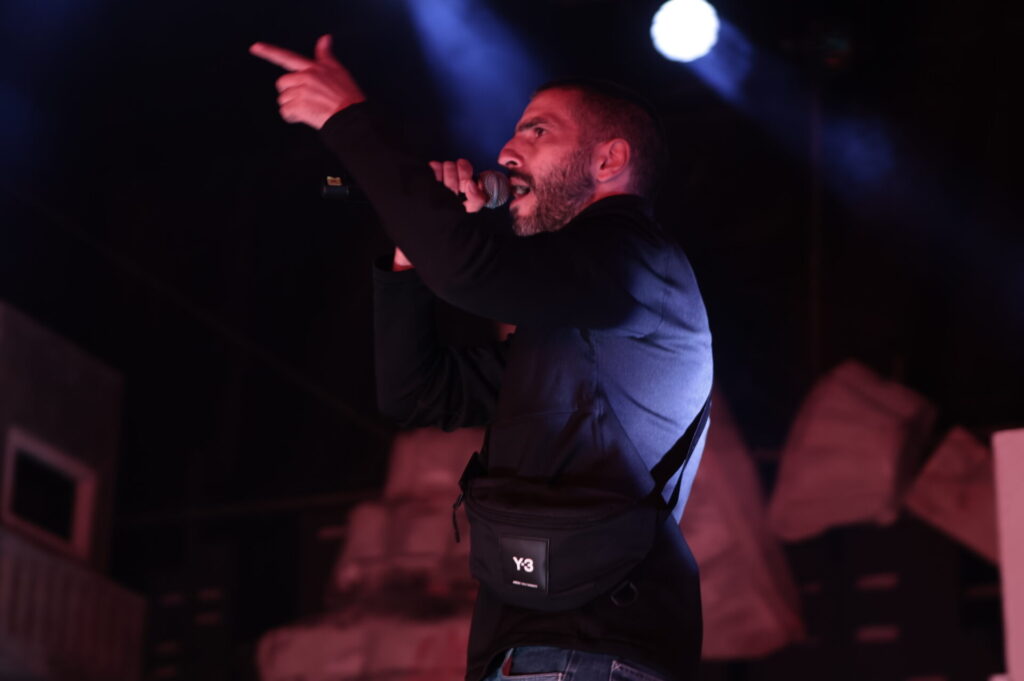 λεξ-sold-out-μέσα-σε-λίγες-ώρες-η-συναυλία-του-1371162