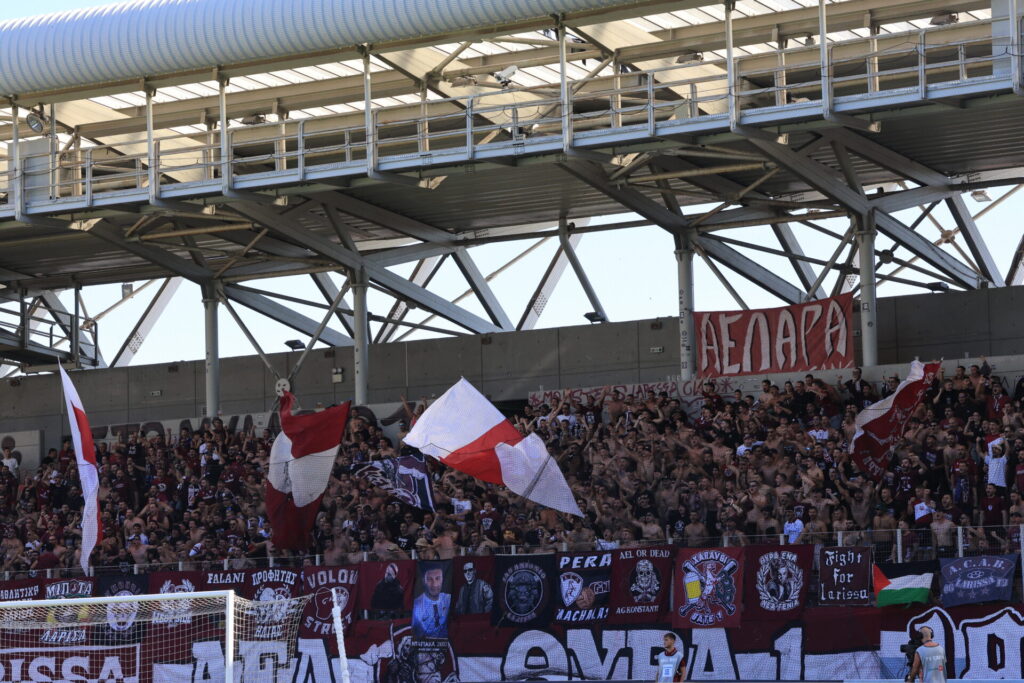 binteo-o-παίκτης-της-super-league-που-φίλησε-τη-σημαία-τ-1379067