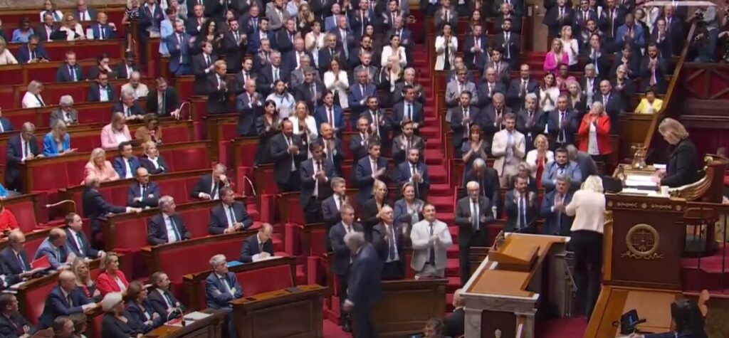 γαλλία-κατέρρευσε-η-κυβέρνηση-μπαϊρο-1373540