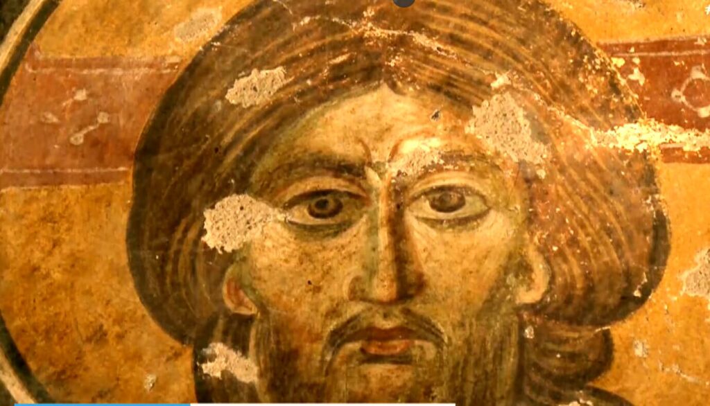 ενας-ναός-αιώνων-κρυμμένος-σε-σπήλαιο-1374411