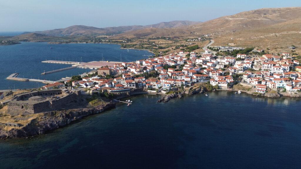 σίγρι-η-πανέμορφη-κωμόπολη-της-λέσβου-1370451