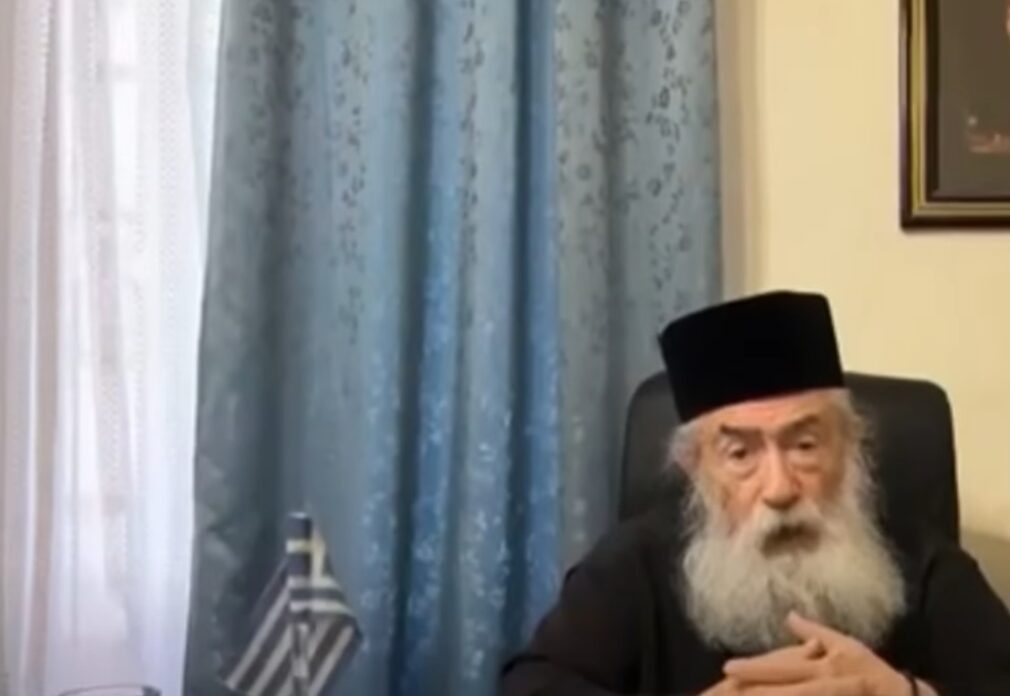 μονή-σινά-ο-αρχιεπίσκοπος-δαμιανός-ξε-1371249