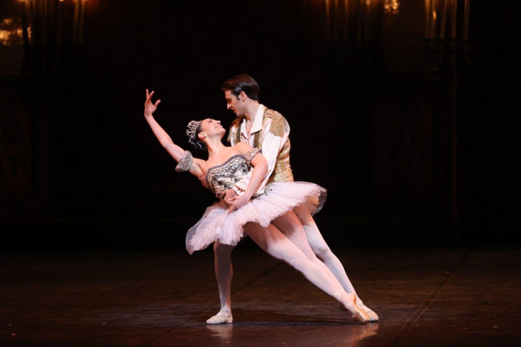 οι-πρώτοι-χορευτές-του-teatro-alla-scala-φέρνουν-την-1395011