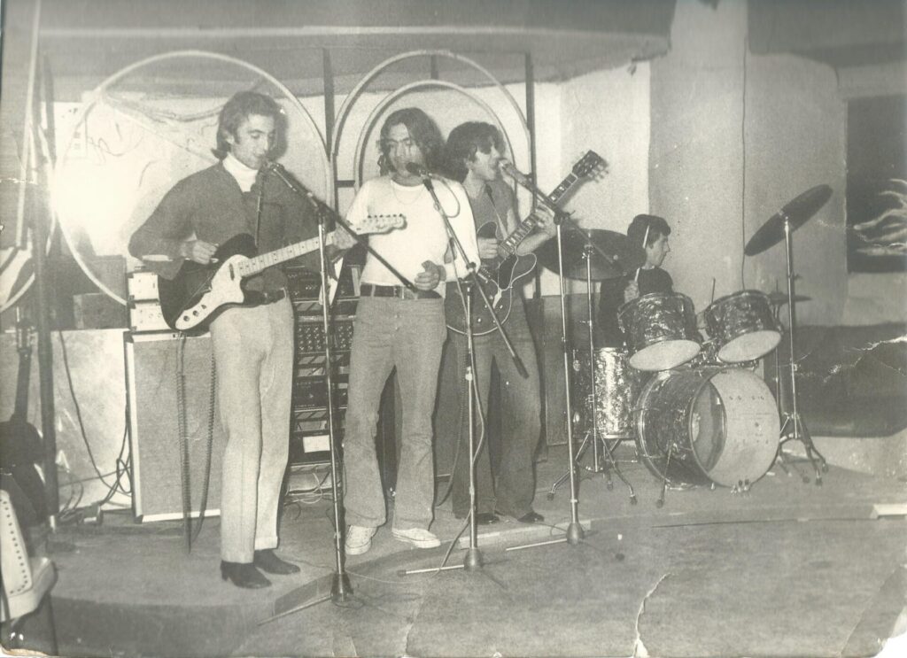 θαρρείς-και-ζω-στον-παράδεισο-ντοκ-1395046