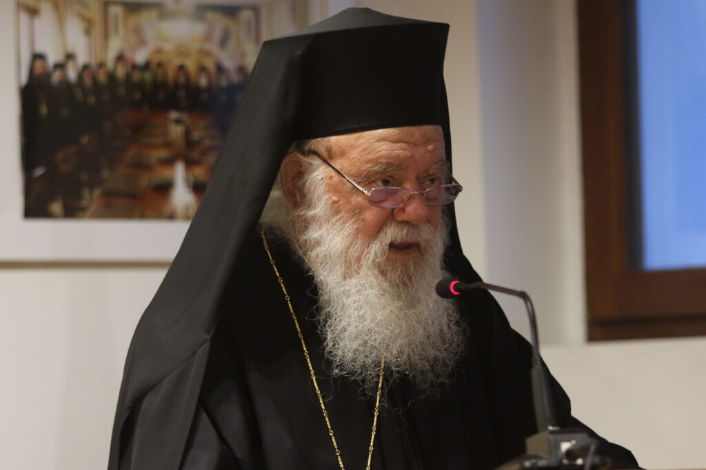 αρχιεπίσκοπος-ιερώνυμος-υπέστη-ήπιο-1388144