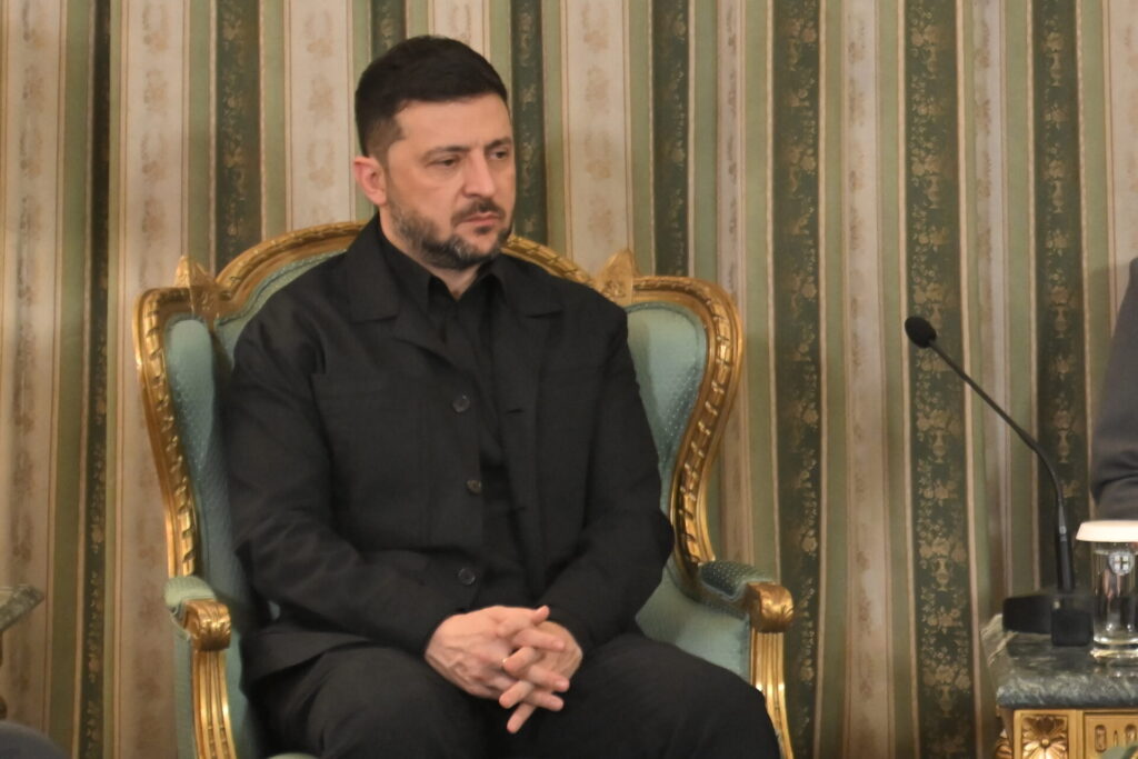 ο-ζελένσκι-έφτασε-στην-ελλάδα-δείτε-live-1401094