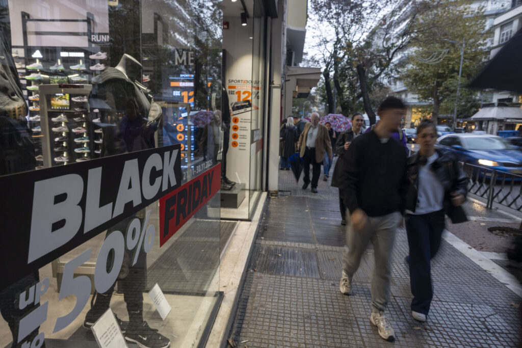 bιντεο-black-friday-είναι-ευχαριστημένοι-οι-θε-1405971