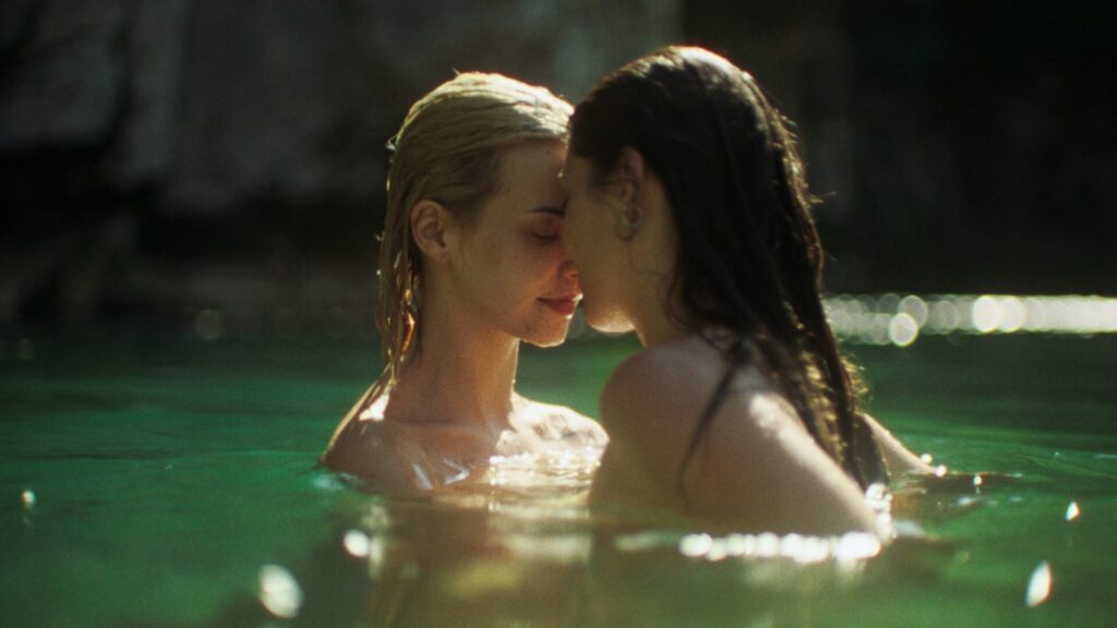 αρκουδότρυπα-μια-ιστορία-που-δεν-ήθ-1396810