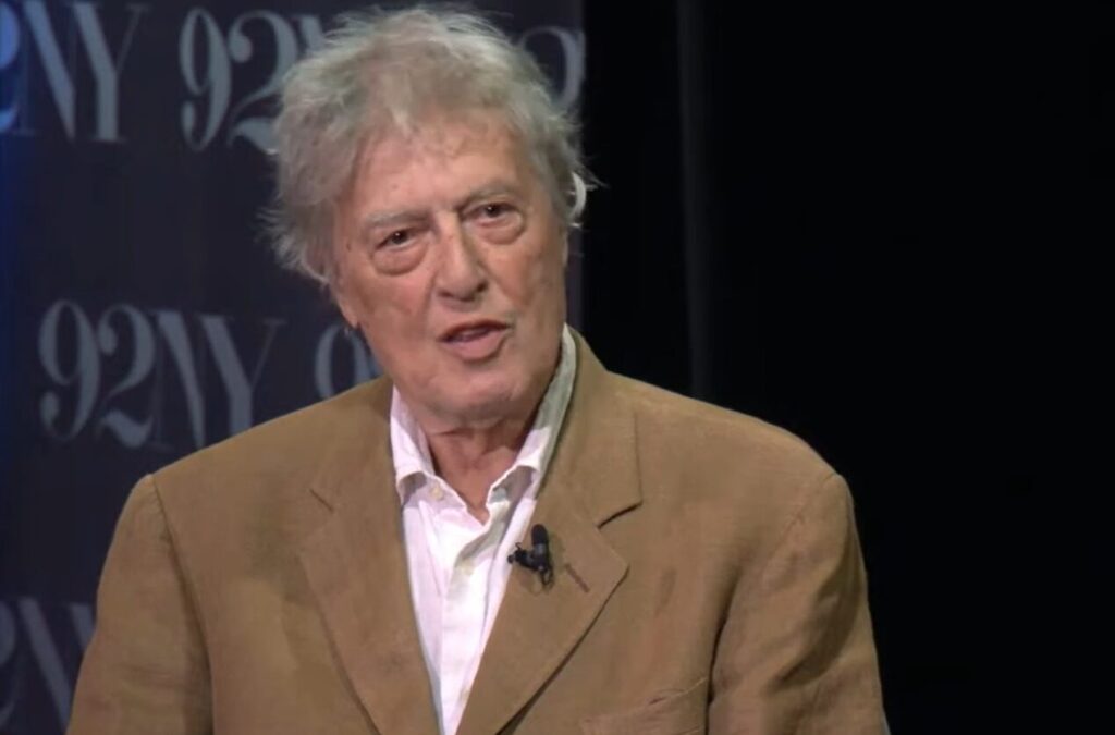 τομ-στόπαρντ-πέθανε-ο-βραβευμένος-βρε-1406479