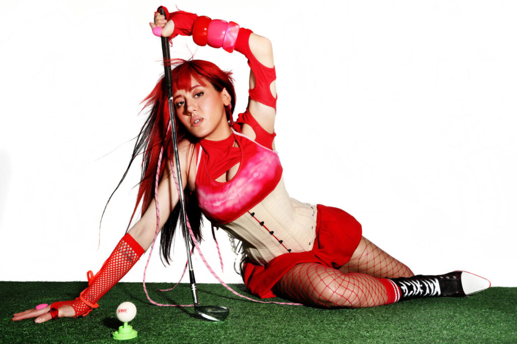 η-vassilina-γράφει-dark-pop-μουσική-για-τα-βάσανα-της-γ-1399399