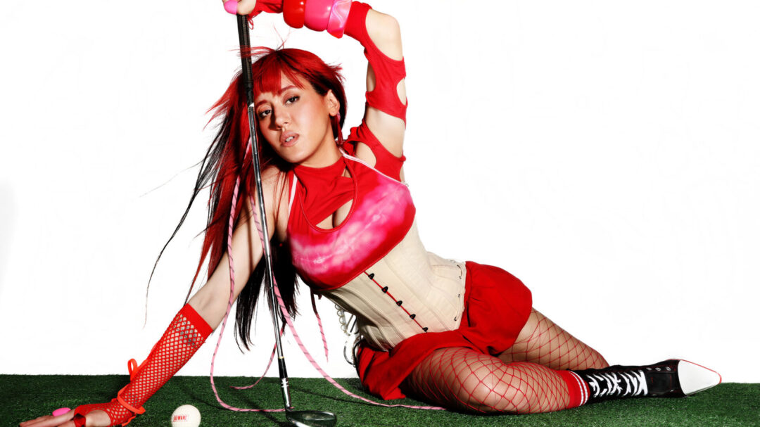 η-vassilina-γράφει-dark-pop-μουσική-για-τα-βάσανα-της-γ-1399399