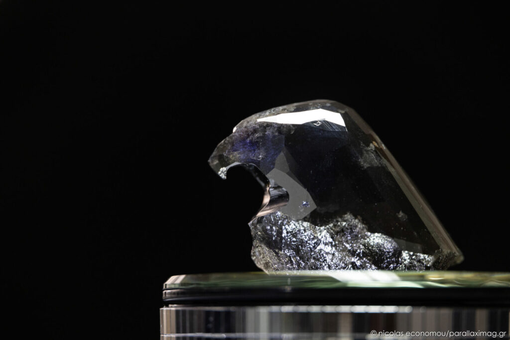 εικόνες-η-μυστική-ιστορία-του-μεγαλύτ-1405607