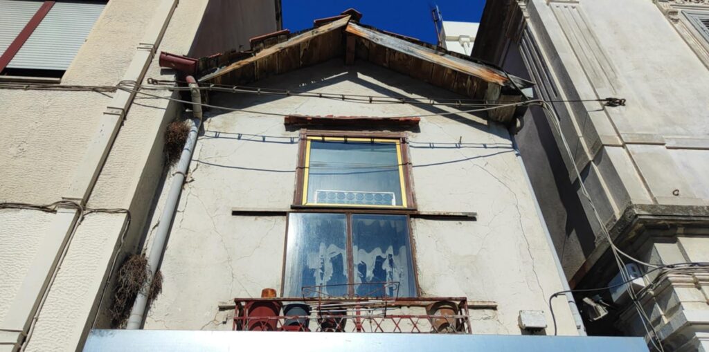 το-μικρό-σπίτι-στο-λιμάνι-της-θεσσαλον-1399381