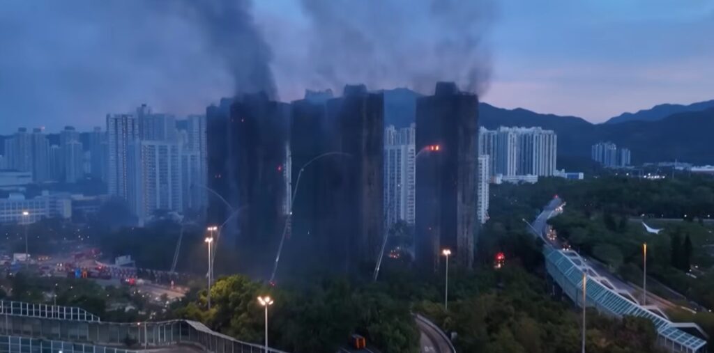 χονγκ-κονγκ-έληξε-η-επιχείρηση-πυρόσβ-1405909