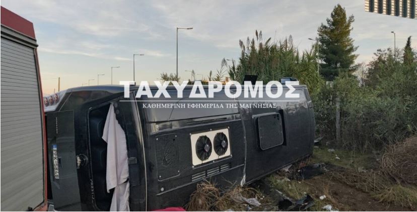 βελεστίνο-ανετράπη-λεωφορείο-με-40-επιβ-1400895