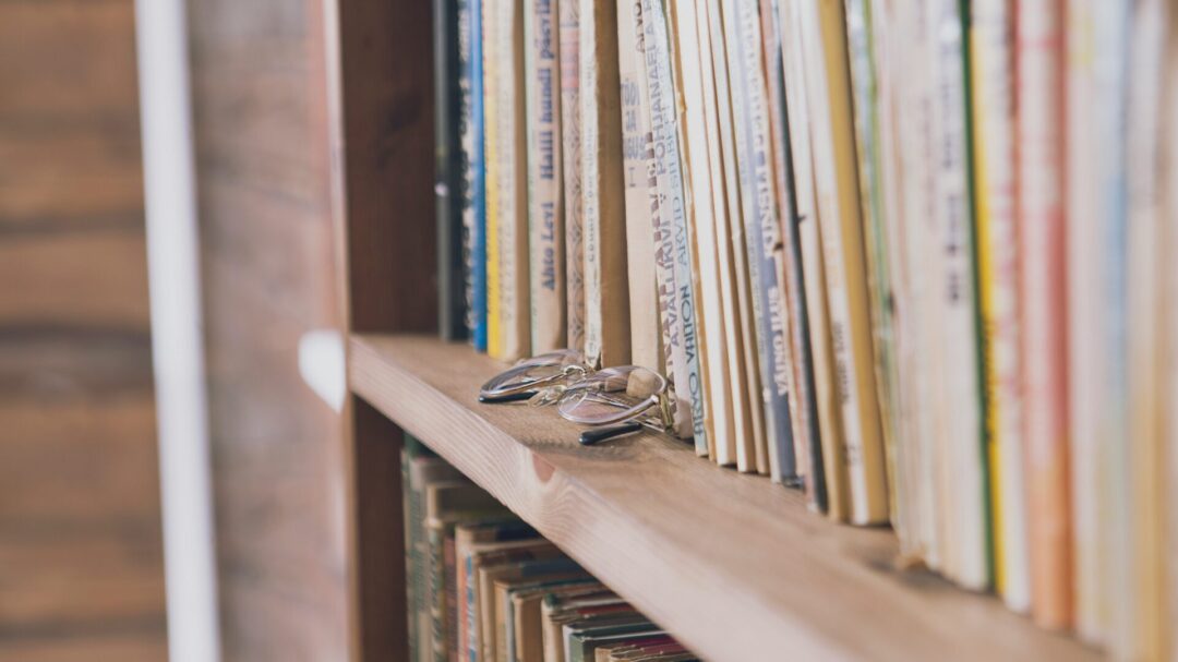 τα-βιβλία-που-θα-διαβάσουμε-αυτό-το-φθι-1400641