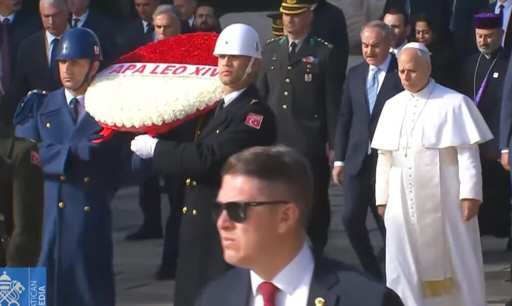 ιστορικό-τριήμερο-οικουμενικός-πατρ-1405870