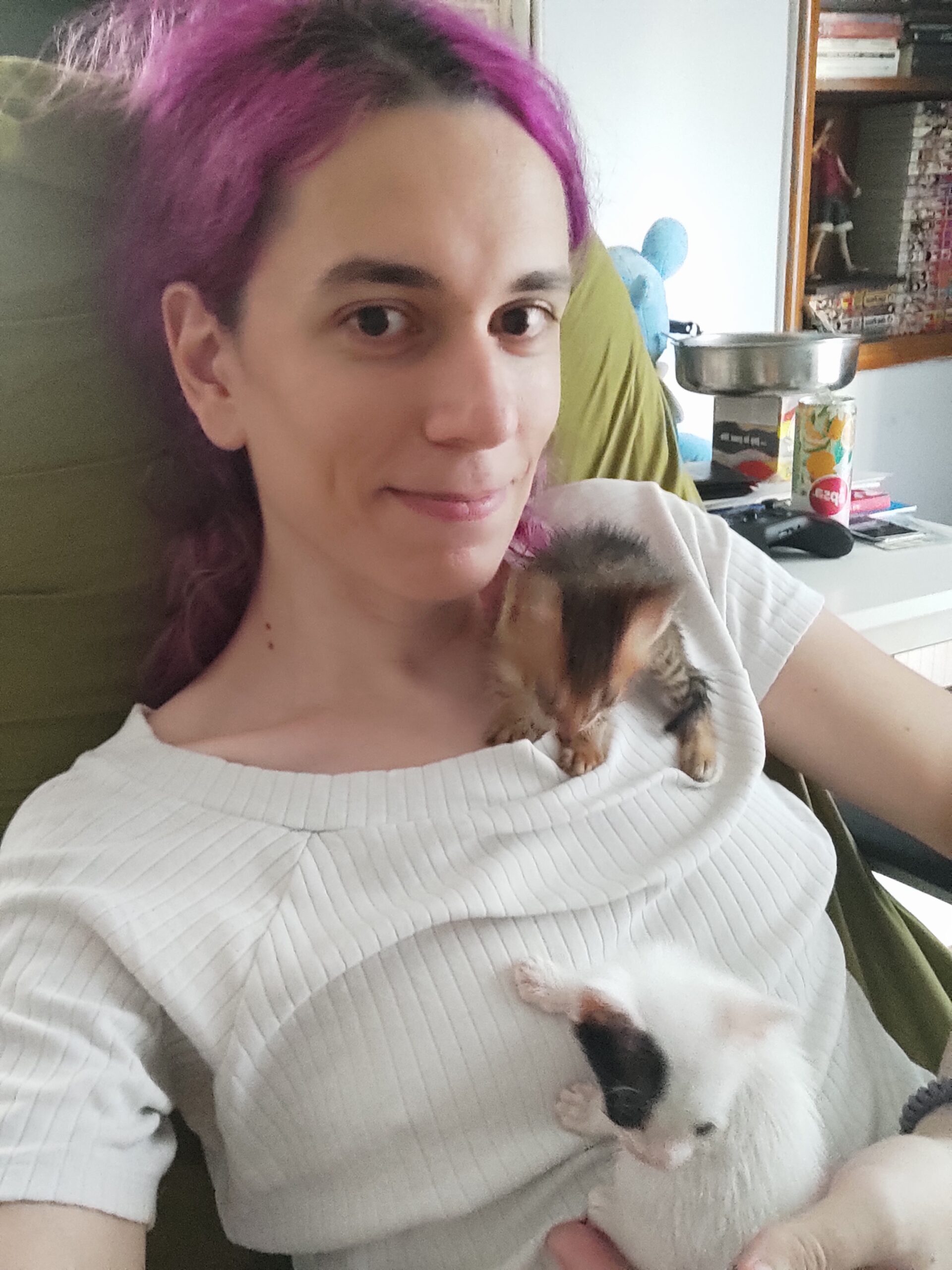 Θάλεια, τρανς