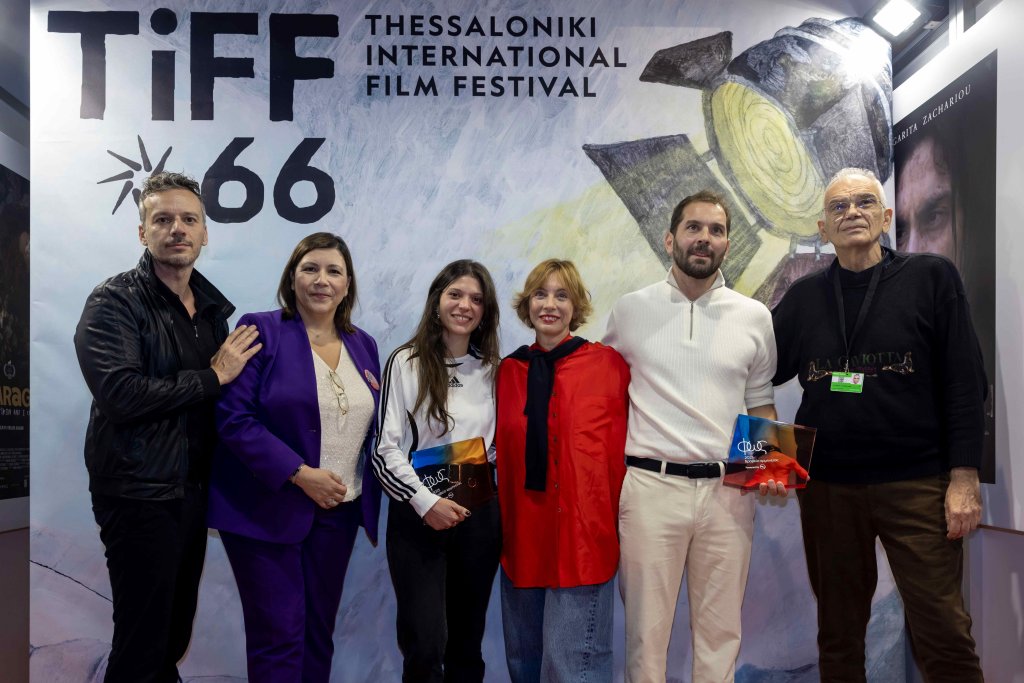 φως-από-τη-δεη-στη-νέα-γενιά-του-ελλην-1399033