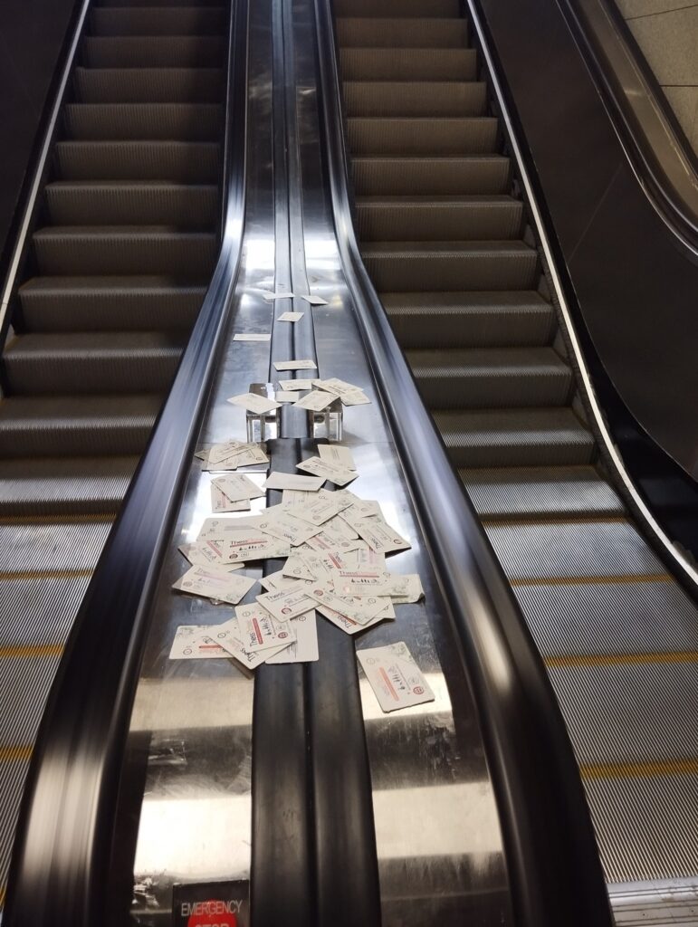 τα-δακτυλικά-αποτυπώματα-της-αλληλεγ-1402353