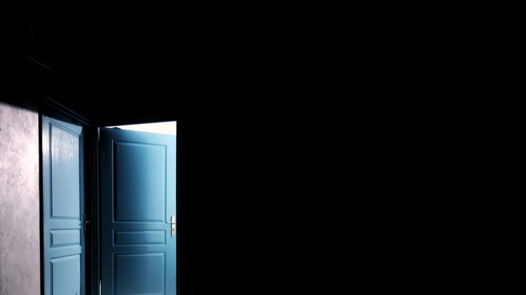 οι-άνθρωποι-κουράστηκαν-να-παραμένου-1400932