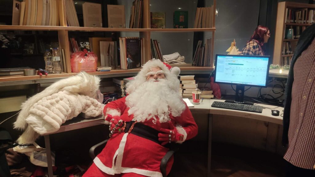 θεσσαλονίκη-γυάλινη-βιβλιοθήκη-ο-άγ-1415032