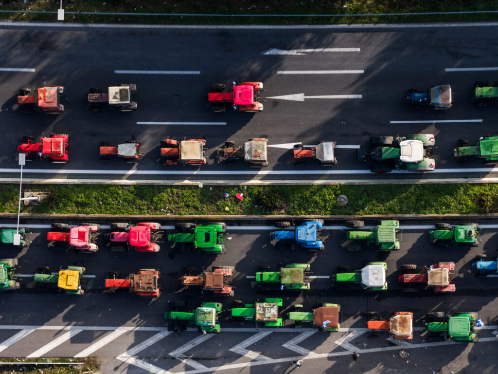 αγρότες-τετράωρος-αποκλεισμός-στην-π-1407450
