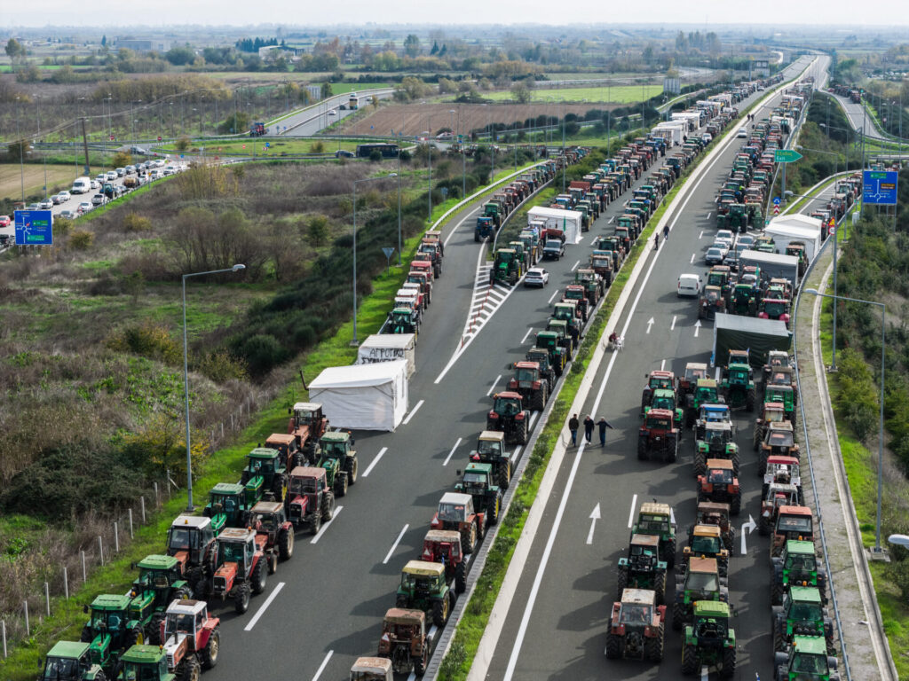 αμετακίνητοι-οι-αγρότες-στα-μάλγαρα-1407806