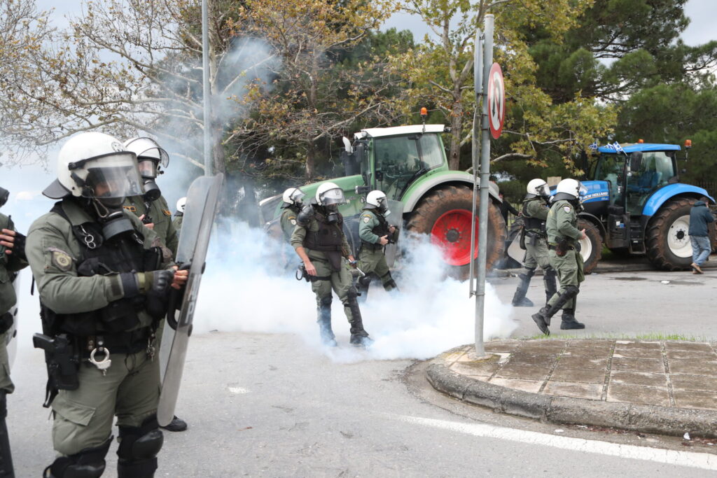 αστυνομικοί-θεσσαλονίκης-για-αγροτι-1409174