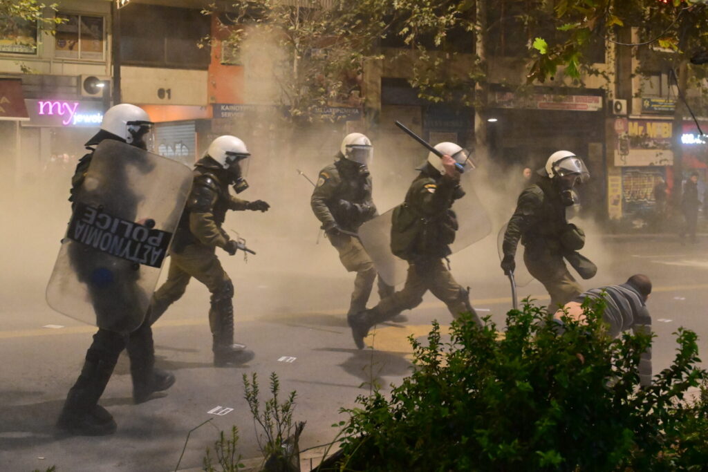 αθήνα-ποινική-δίωξη-στους-συλληφθέντ-1410221