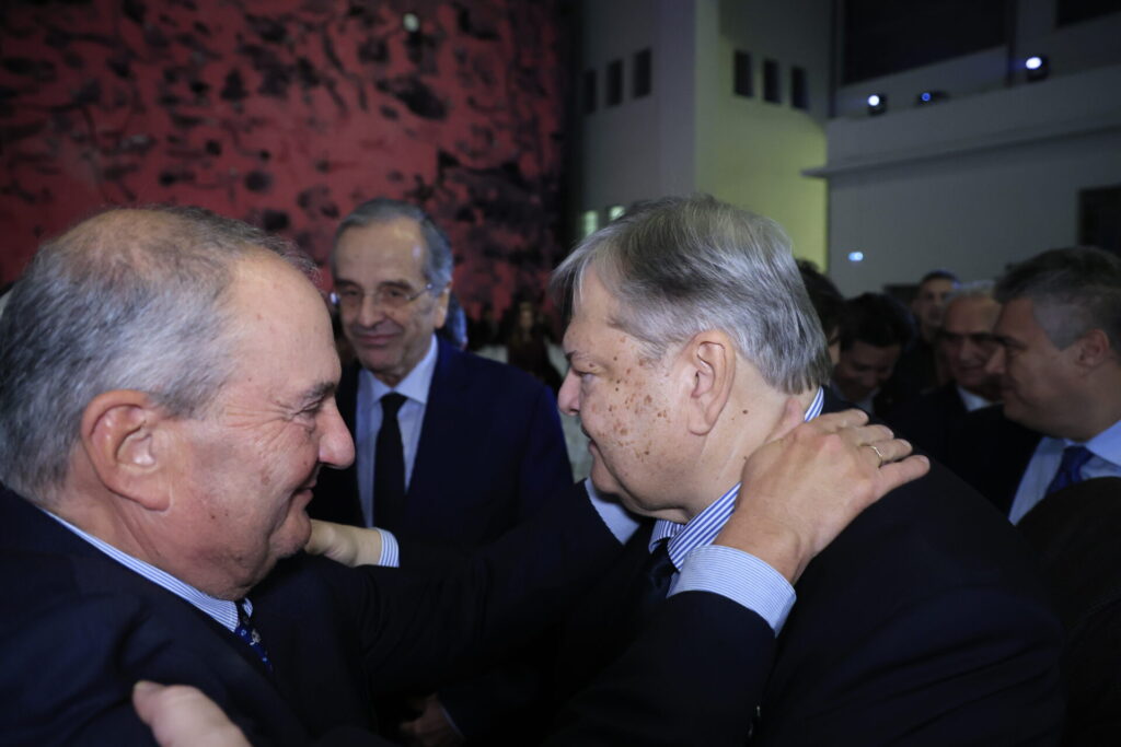 σοβαρές-αιχμές-κατά-της-κυβέρνησης-μη-1410540