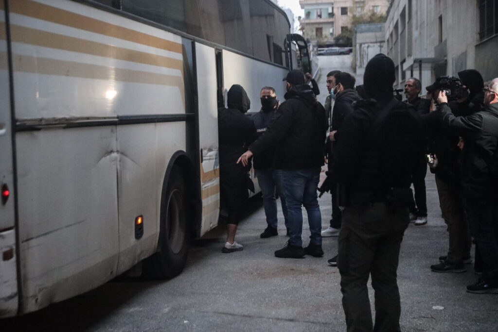 στην-ευρωπαϊκή-εισαγγελία-οι-15-συλληφθ-1412430