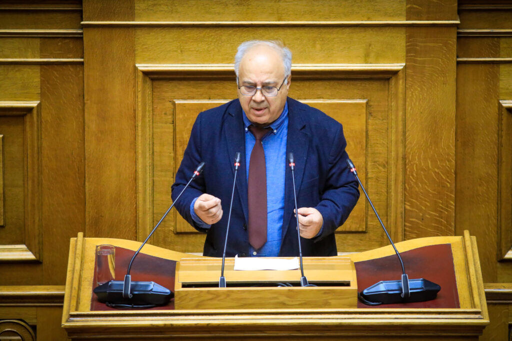 ακραίο-ρατσιστικό-και-ομοφοβικό-παρα-1413118