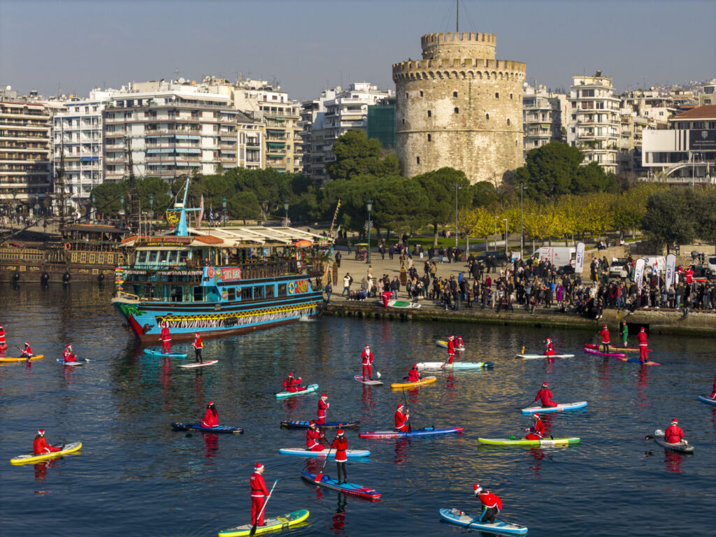 εικονες-αγιοβασίληδες-πλημμύρισαν-1415610