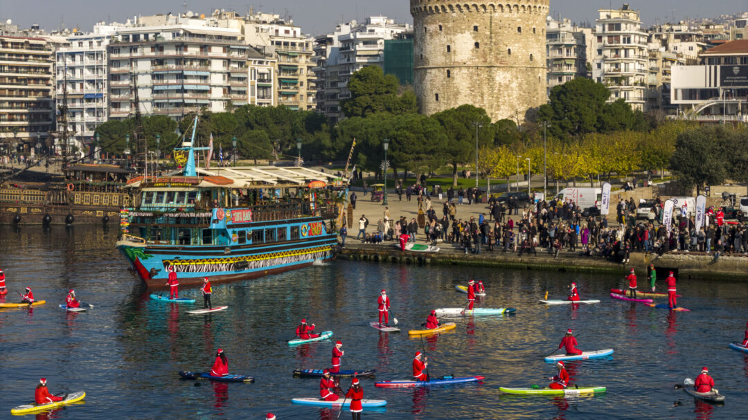 εικονες-αγιοβασίληδες-πλημμύρισαν-1415610