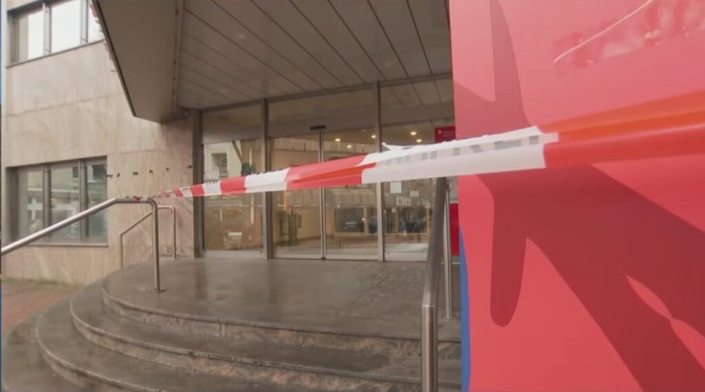 χριστουγεννιάτικο-ριφιφί-εκμεταλλε-1419109