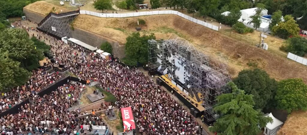 τα-καλύτερα-μουσικά-φεστιβάλ-του-κόσμ-1415971