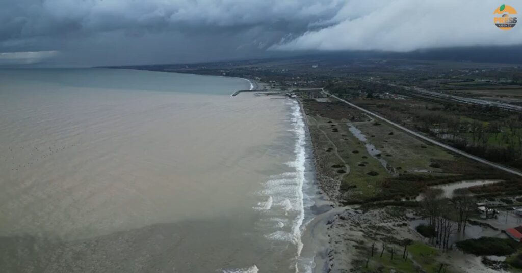 βιντεο-άλλαξε-χρώμα-ο-θερμαϊκός-από-τ-1409643