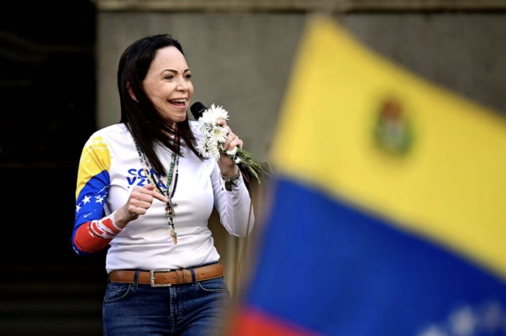 η-βραβευμένη-με-νόμπελ-ειρήνης-μαρία-μ-1410938