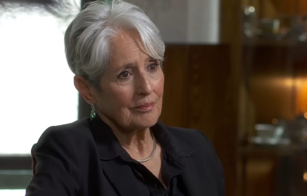 η-ασυμβίβαστη-τζόαν-μπαέζ-και-η-ξεχωρι-1411689