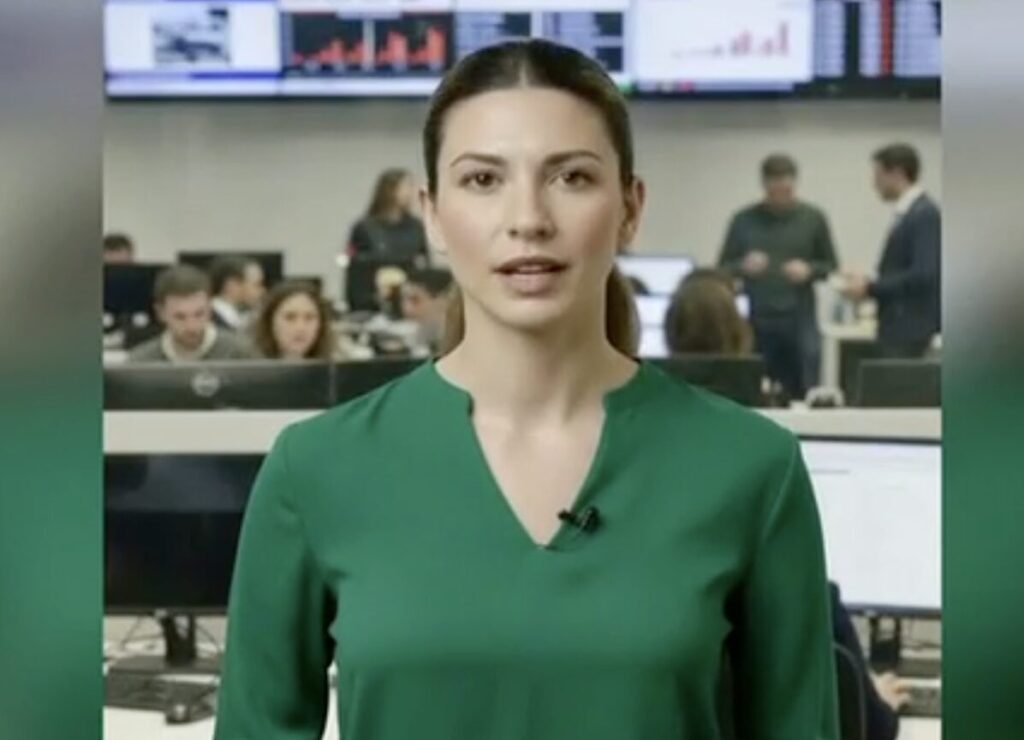 ο-σκαϊ-παρουσιάζει-αγγλόφωνο-δελτίο-ε-1411574