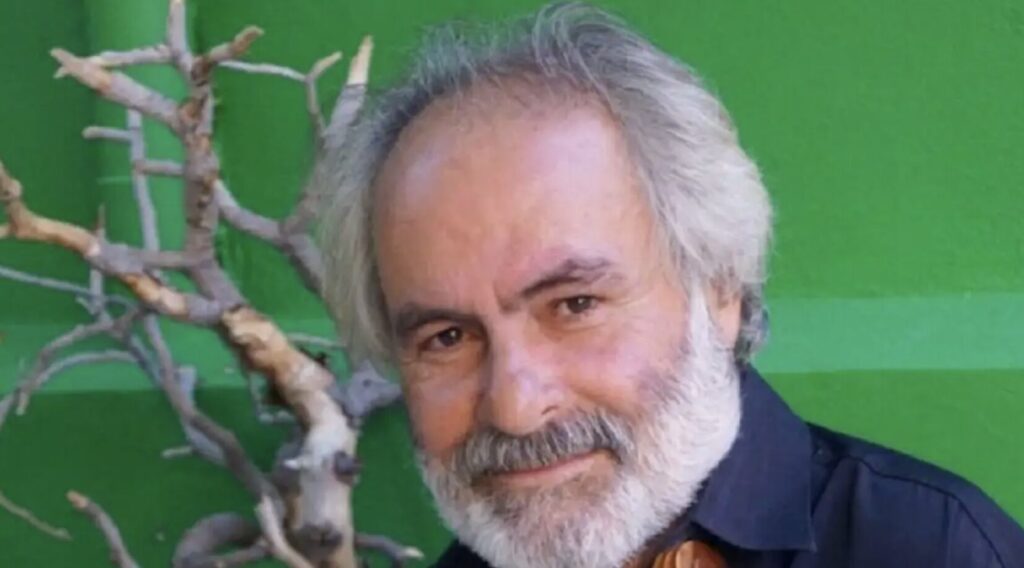 πέθανε-ο-εμβληματικός-λυράρης-μανώλη-1417380