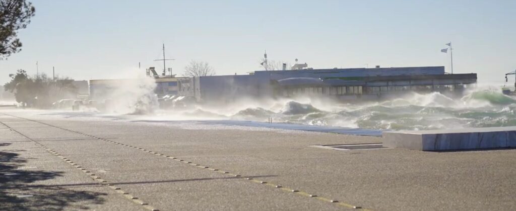 βιντεο-η-μεγάλη-θυελλώδης-επίσκεψη-στ-1417844