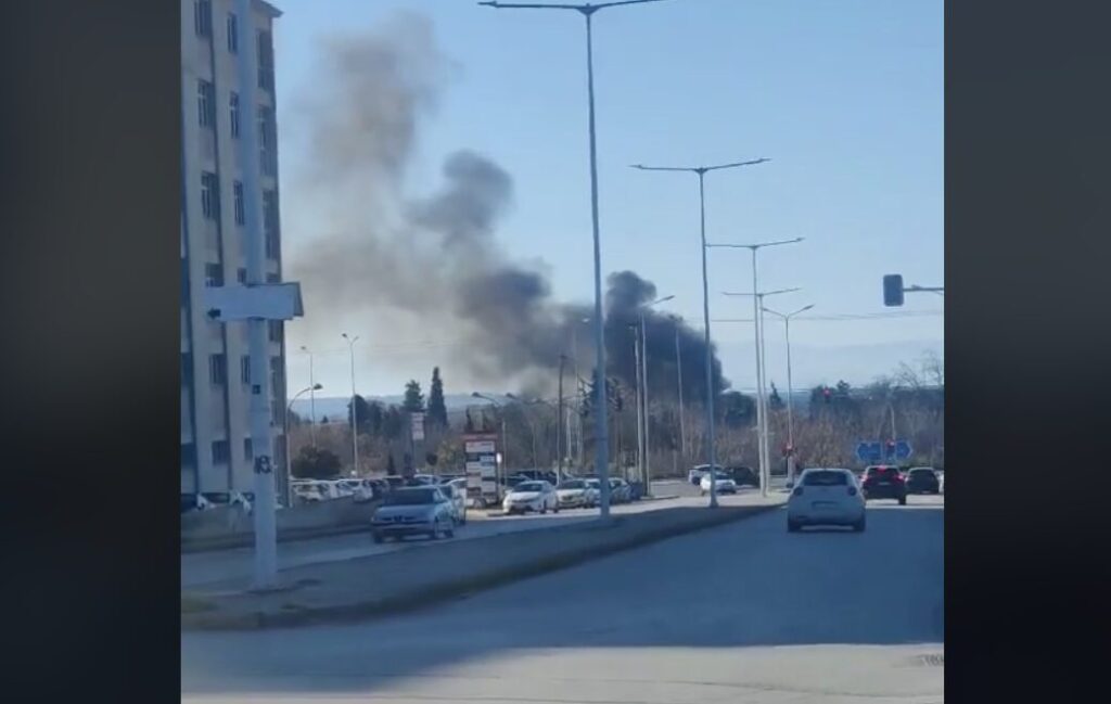 θεσσαλονίκη-φωτιά-κοντά-στη-σχολή-δικ-1418100