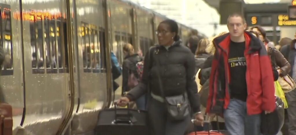 χάος-στη-eurostar-αναστέλλονται-μέχρι-νεωτέρ-1418583