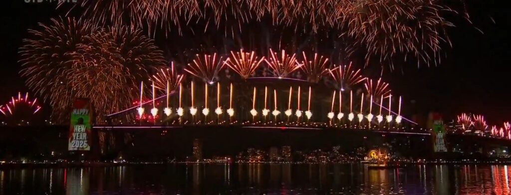 βιντεο-η-πρώτη-νύχτα-του-2026-έγινε-μέρα-σ-1419030